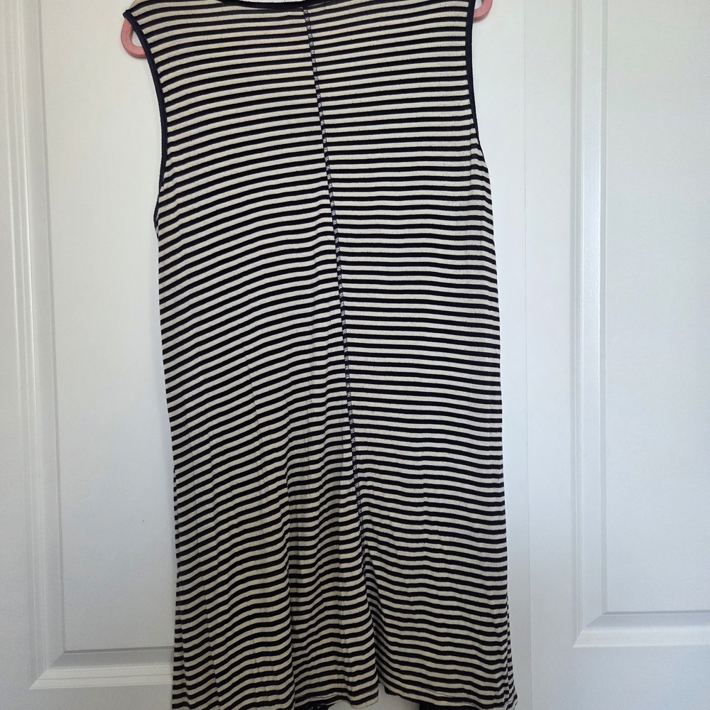 Stylish Striped Sleeveless Dress